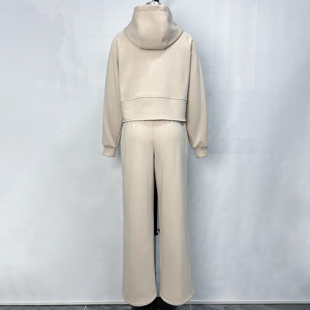 Rhinestone Tracksuit - Wholesale from the Original Factory | Luopeita